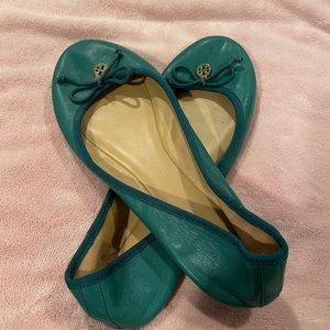 Tory Burch size 11 flat in blue / teal color. Good condition - minor scuffing